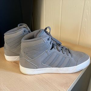 Adidas Men’s size 8.5 high top sneaker